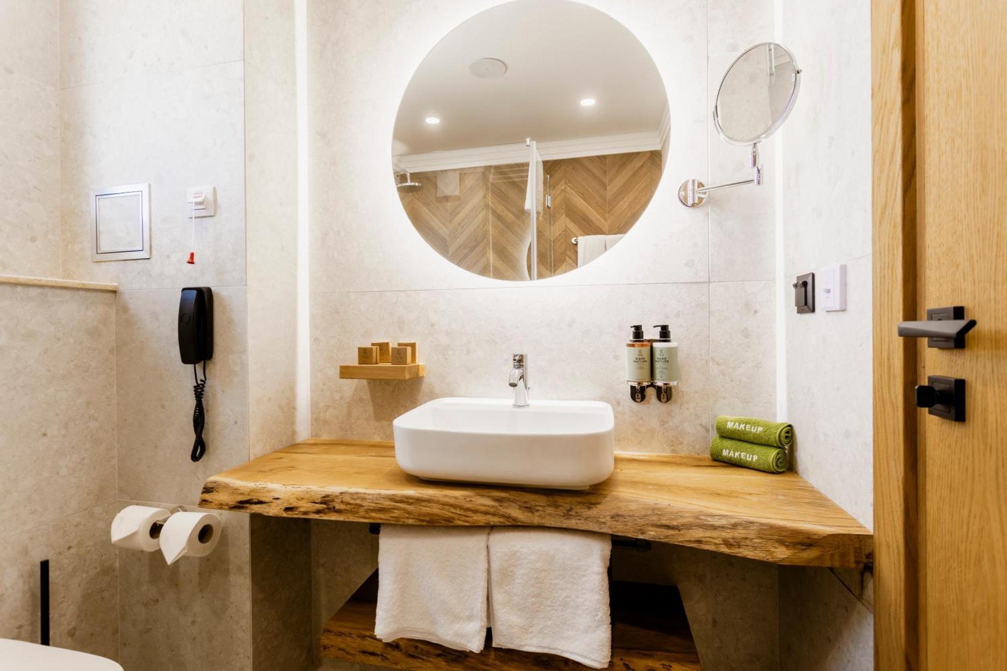 Natura All Seasons Boutique Hotel Burgas City Exterior foto